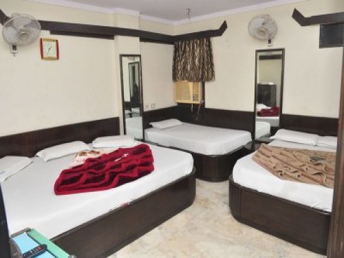 Hotel Hi-Life